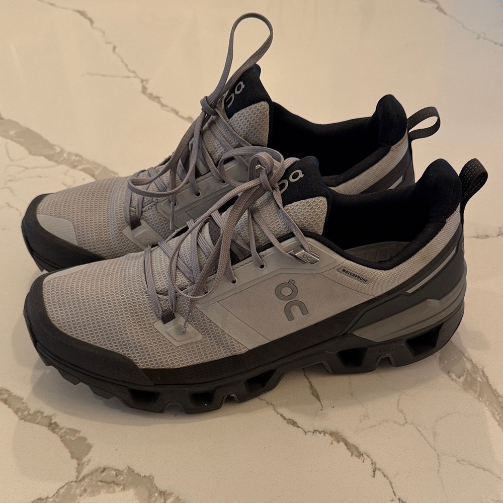 On Men’s Cloudwander Shoes - Size 11